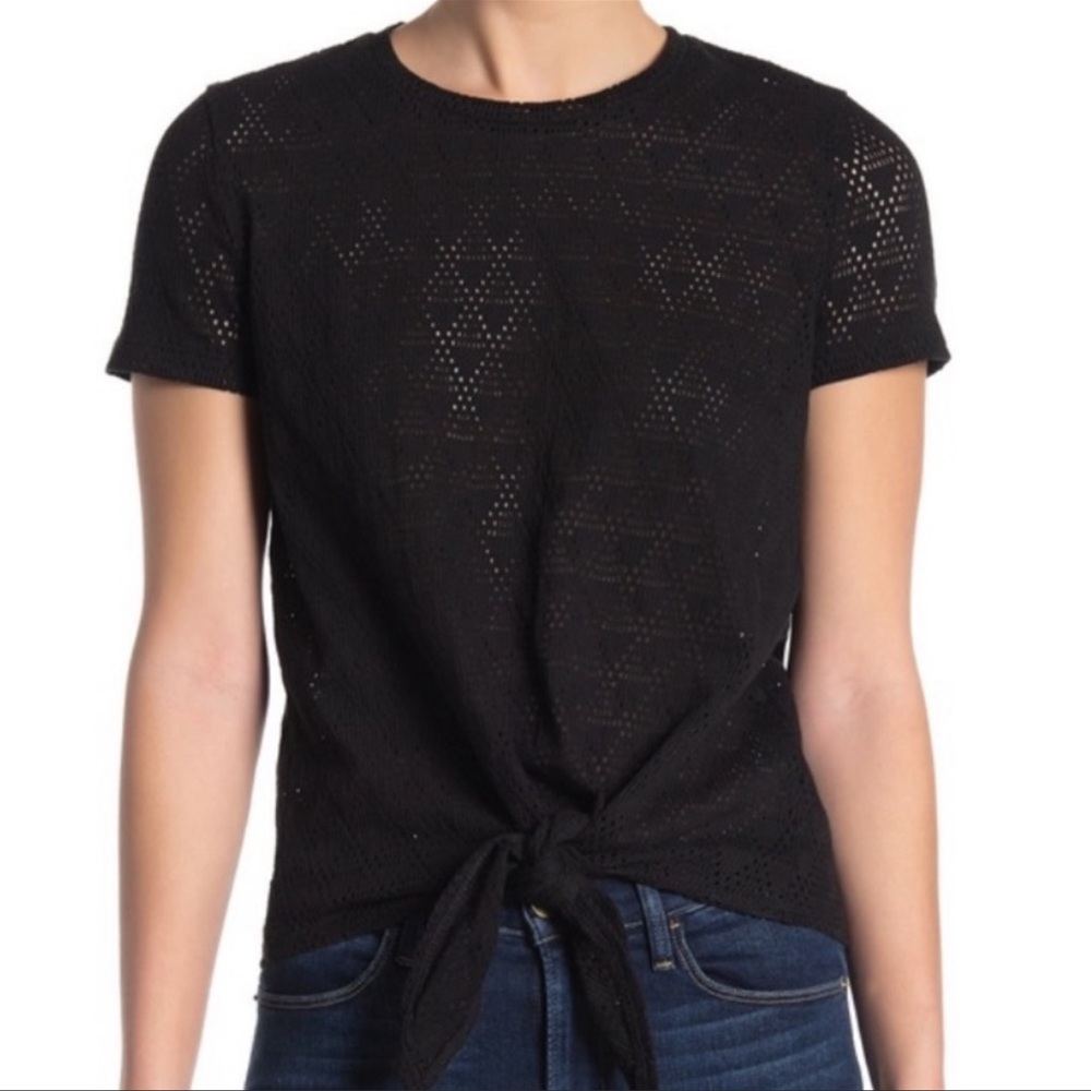 Madewell Modern Tie-Front Tee in Geo-Eyelet Black. Size Small